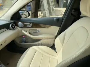 Mercedes-Benz C300 Base 4Matic Sedan AWD (2.0L 4cyl 7A) 2016 Blue
