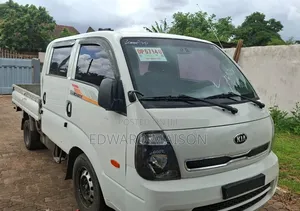 Kia Bongo 2018 White
