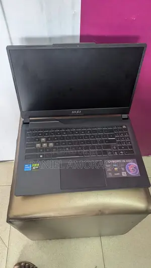 Laptop MSI Cyborg 15 16GB Intel Core i5 SSD 512GB