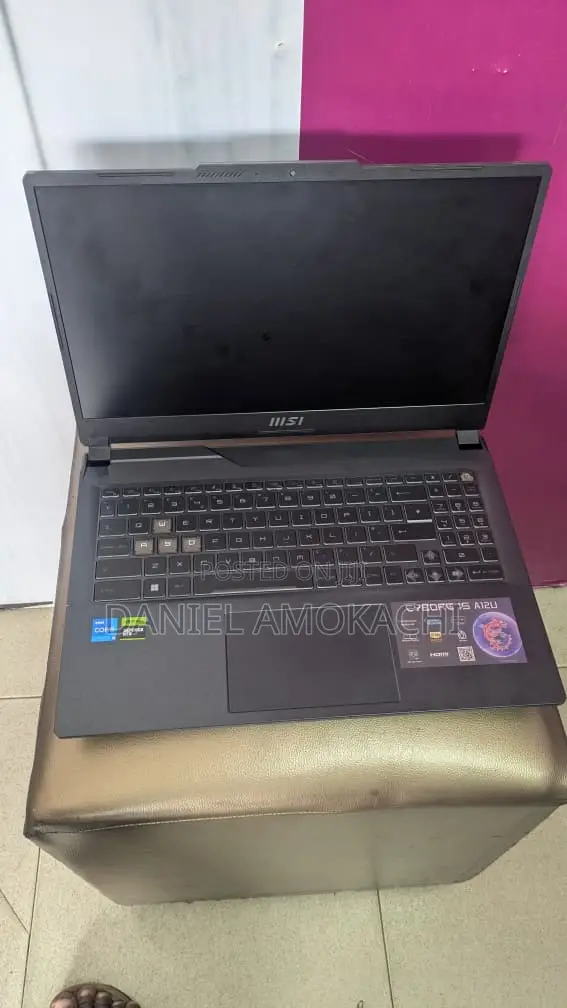 Laptop MSI Cyborg 15 16GB Intel Core i5 SSD 512GB