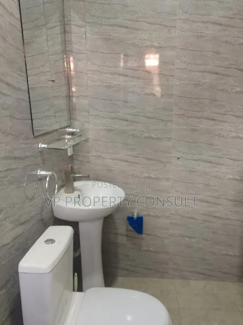 2bdrm Apartment in Housing Down for rent