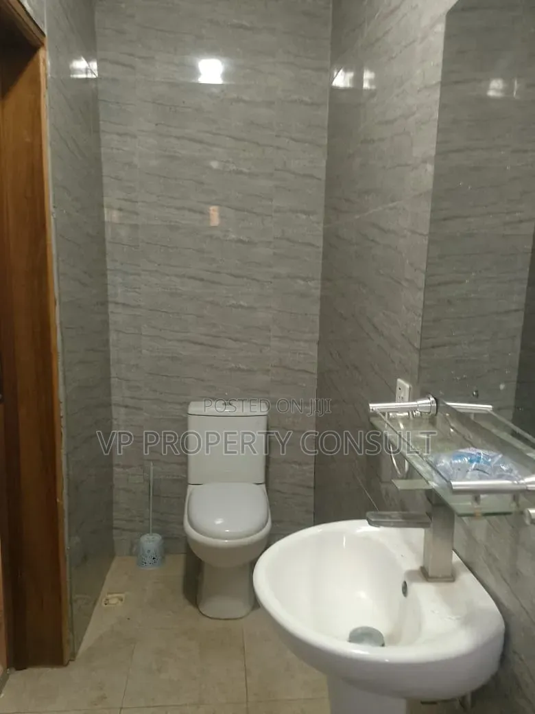 2bdrm Apartment in Housing Down for rent