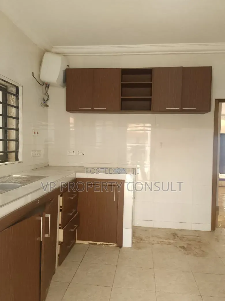 2bdrm Apartment in Housing Down for rent