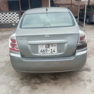Nissan Sentra 2009 Gray