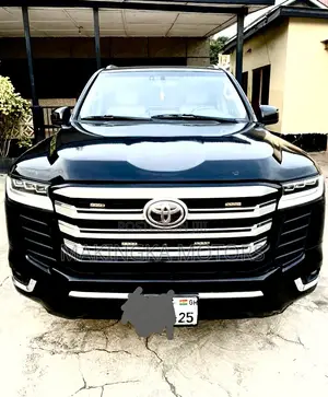 Toyota Land Cruiser 2015 Black
