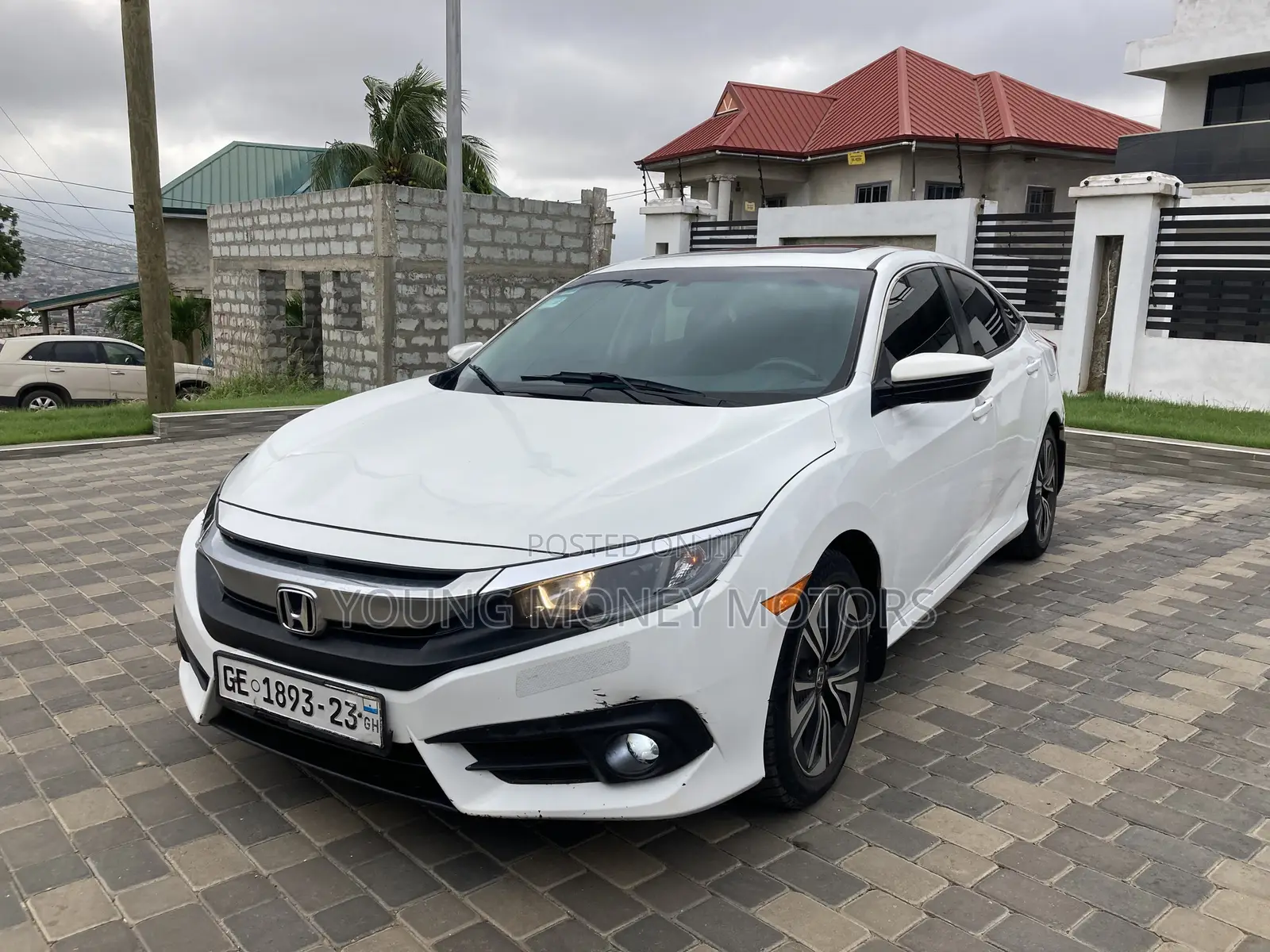 Honda Civic EX-L 2dr Coupe (1.5L 4cyl) 2017 White