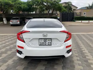 Honda Civic EX-L 2dr Coupe (1.5L 4cyl) 2017 White