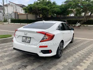 Honda Civic EX-L 2dr Coupe (1.5L 4cyl) 2017 White