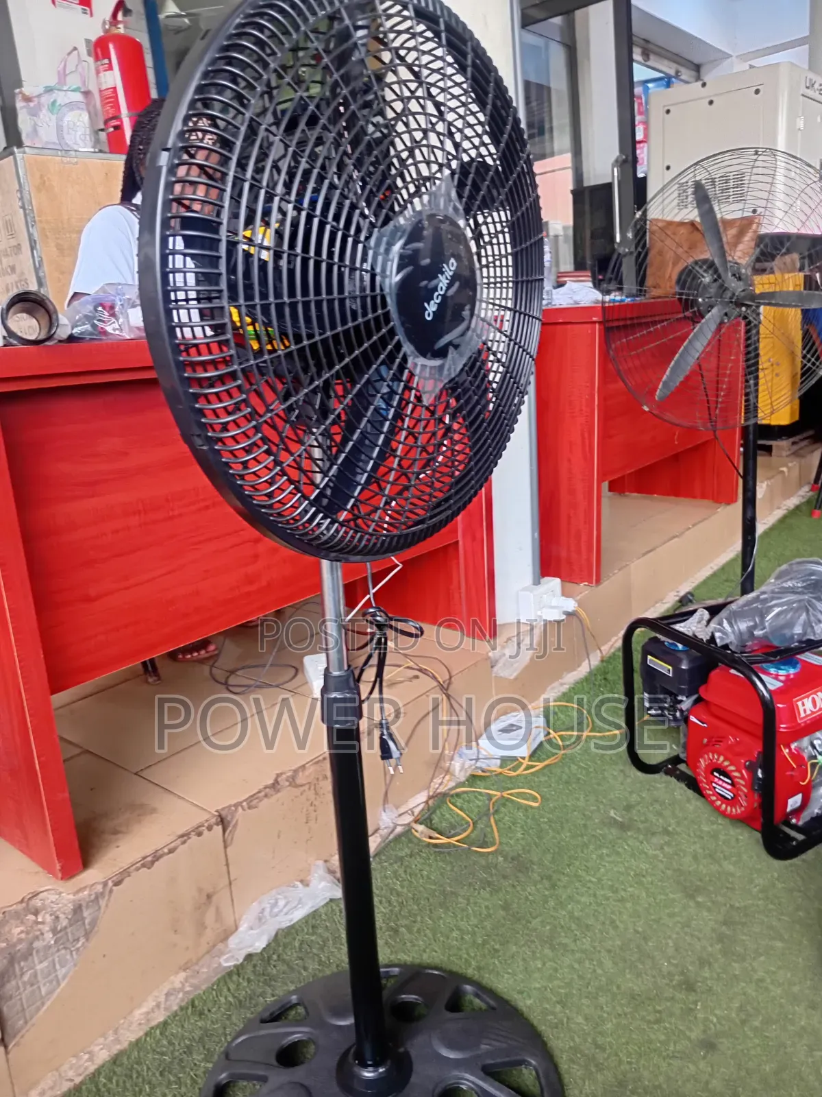 Stay Cool in Style With the Reliable Decakila Cooling Fan