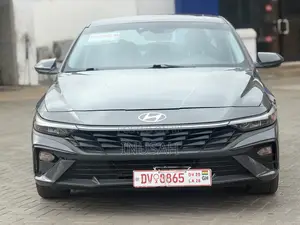 Hyundai Elantra Limited 2024 Gray