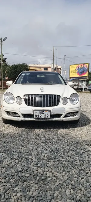 Mercedes-Benz E300 2007 White