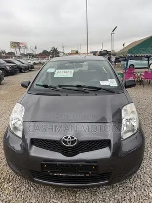 Toyota Yaris 2009 Gray