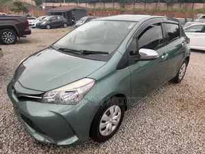 Toyota Vitz 1.3 FWD 3dr 2015 Green