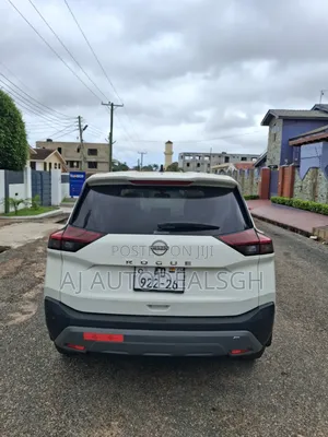 Nissan Rogue 2023 White