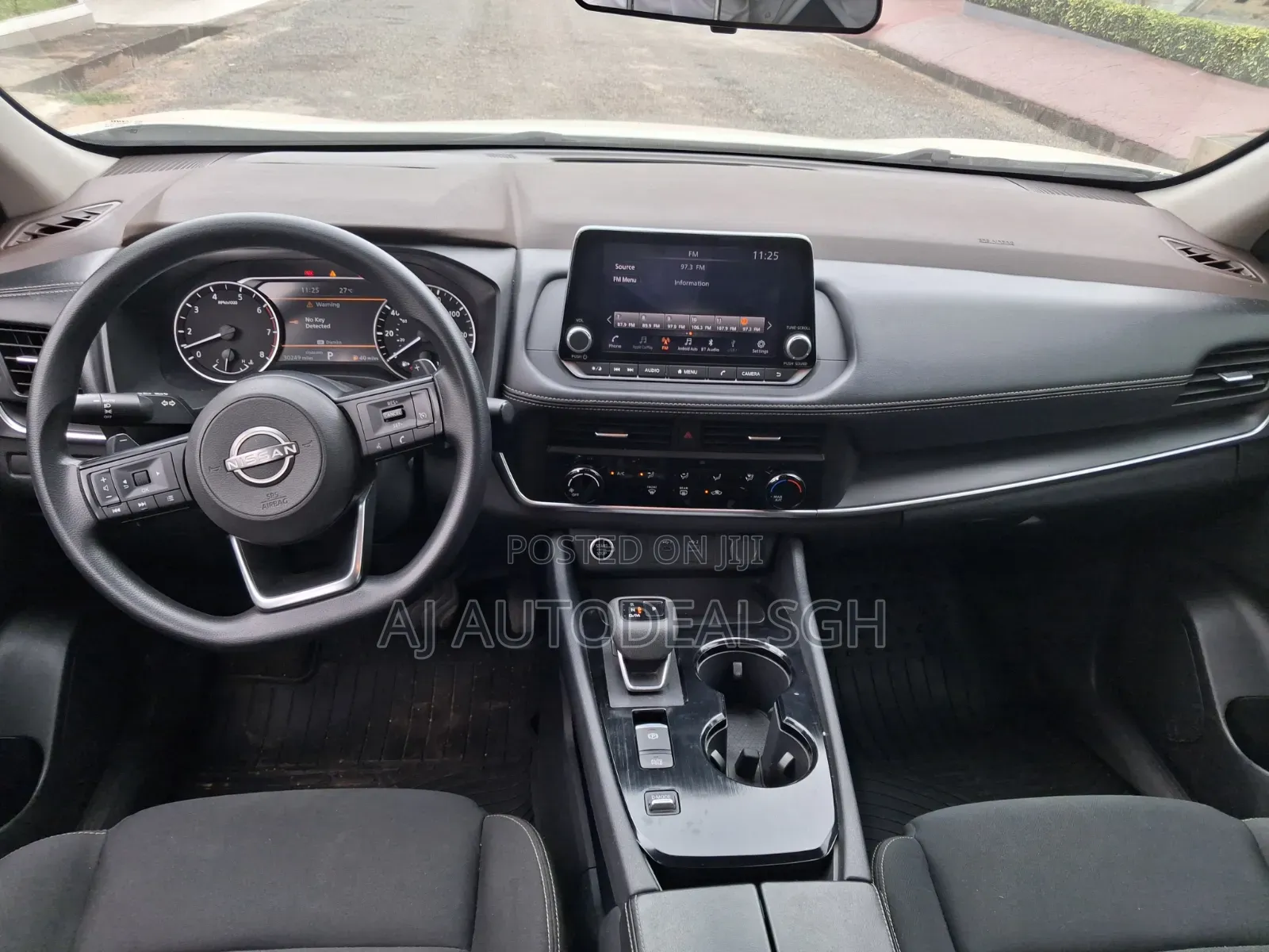 Nissan Rogue 2023 White