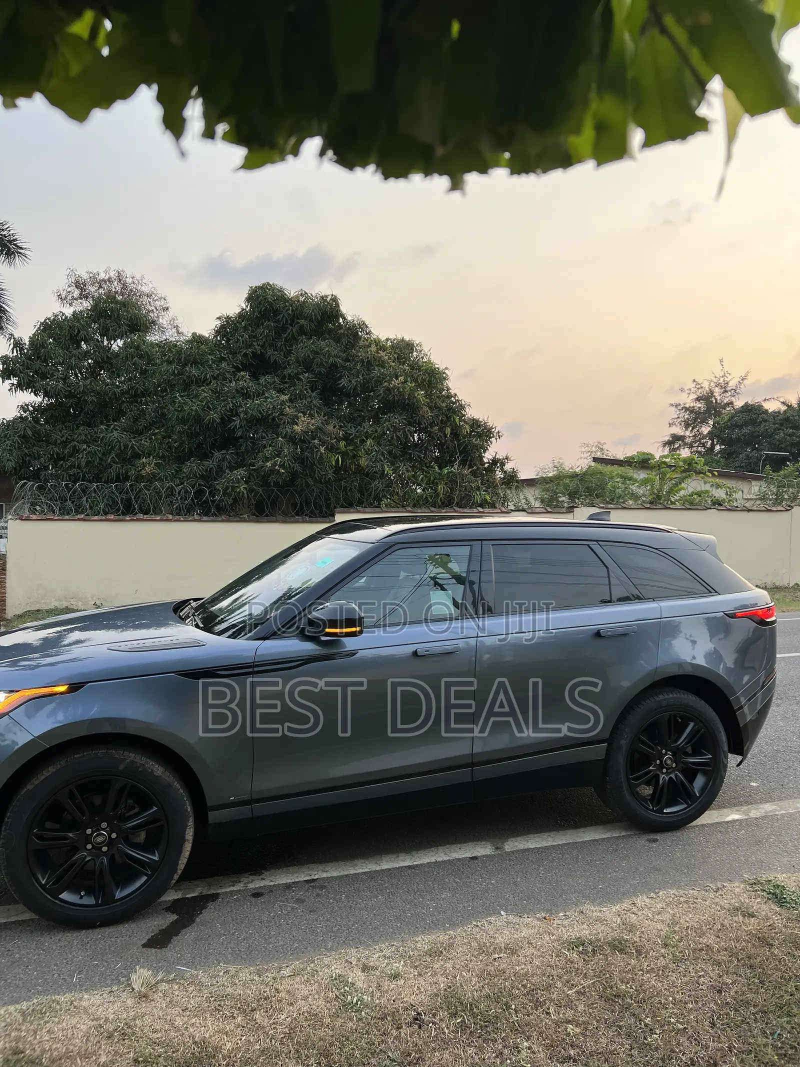 Land Rover Range Rover 2.0L I4 Turbocharged HSE PHEV 2019 Gray