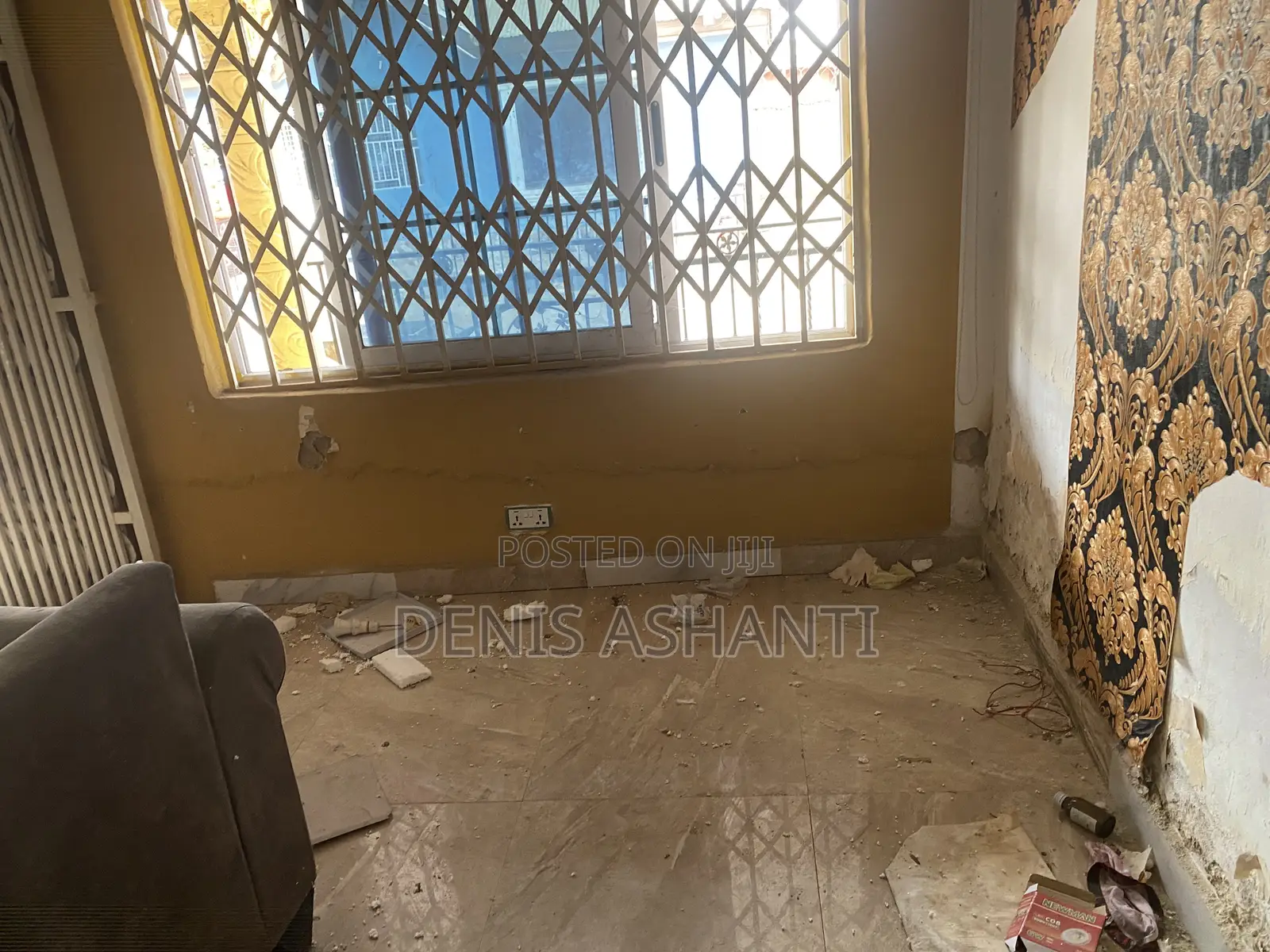 Painting, Rooms Designs and Walls Treatments Against Dampness E.T.C