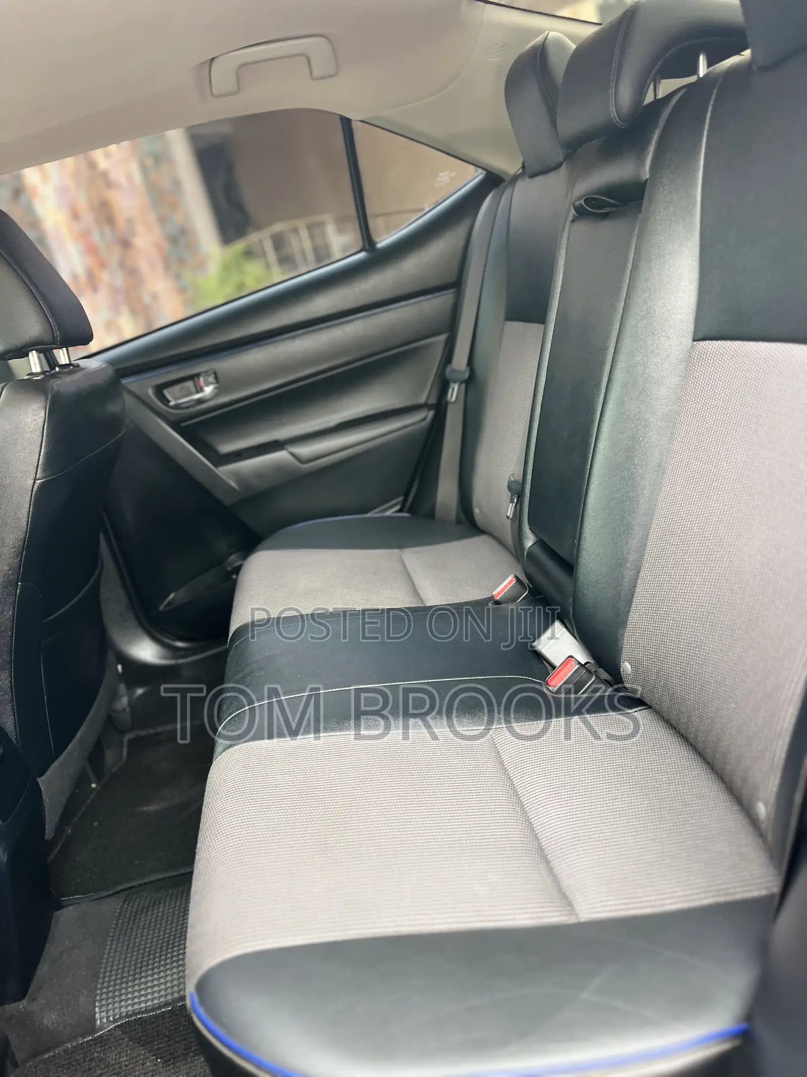 Toyota Corolla 2018 Blue