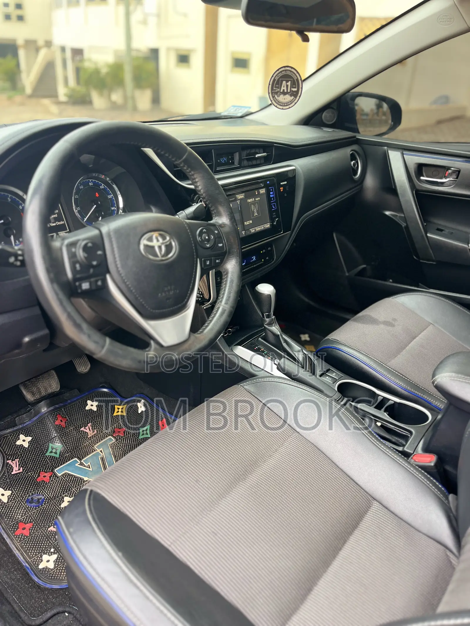 Toyota Corolla 2018 Blue