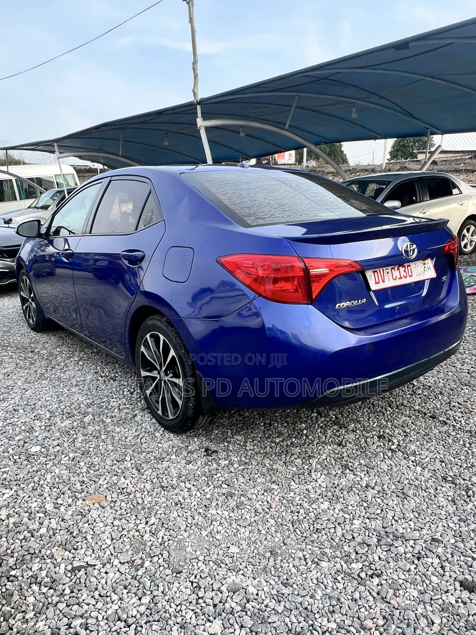 Toyota Corolla SE 4dr Sedan (1.8L 4cyl CVT) 2017 Blue