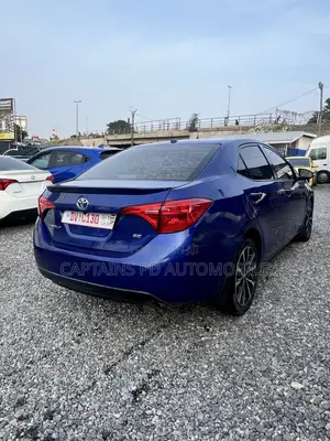 Toyota Corolla SE 4dr Sedan (1.8L 4cyl CVT) 2017 Blue
