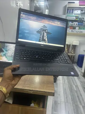 Laptop Dell Latitude 5590 8GB Intel Core i5 SSD 128GB