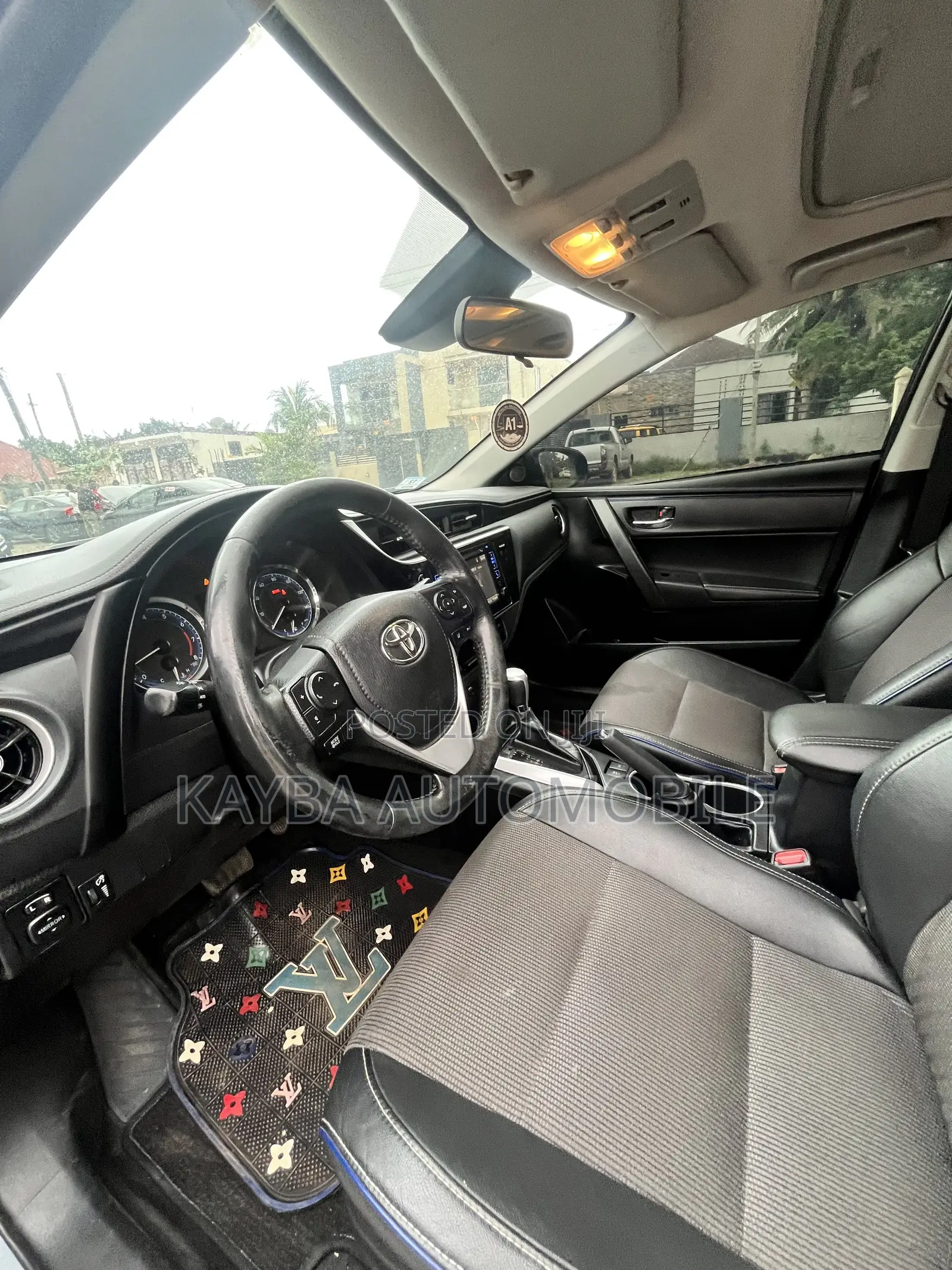 Toyota Corolla 2017 Black