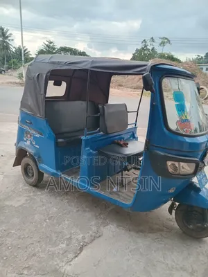 TVS King Cargo 2024 Blue