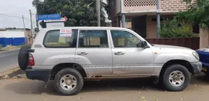 Toyota Land Cruiser HDJ 100 1999 Silver