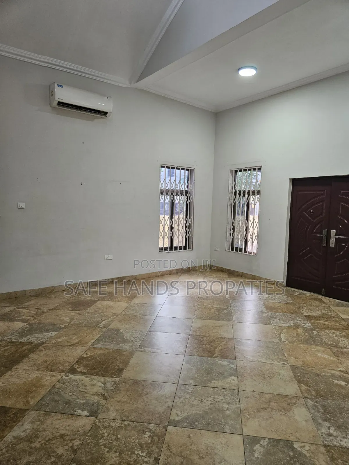 4bdrm House in Accra Metropolitan for rent