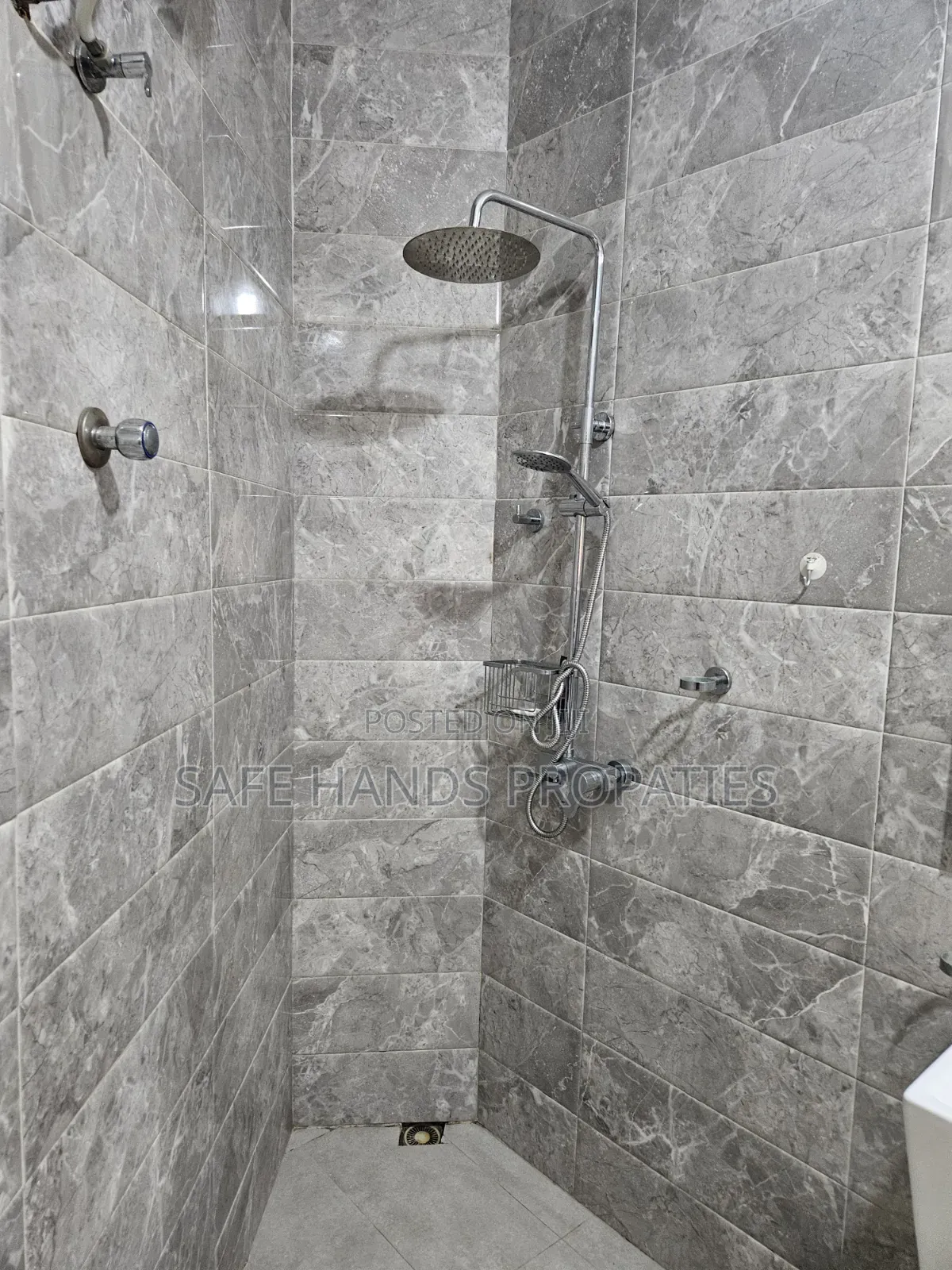 4bdrm House in Accra Metropolitan for rent