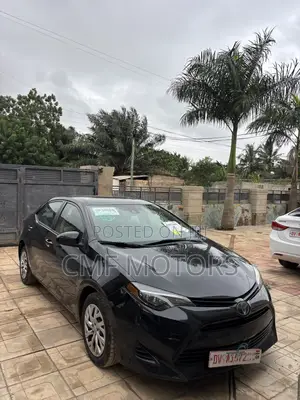Toyota Corolla LE (1.8L 4cyl 2A) 2019 Black