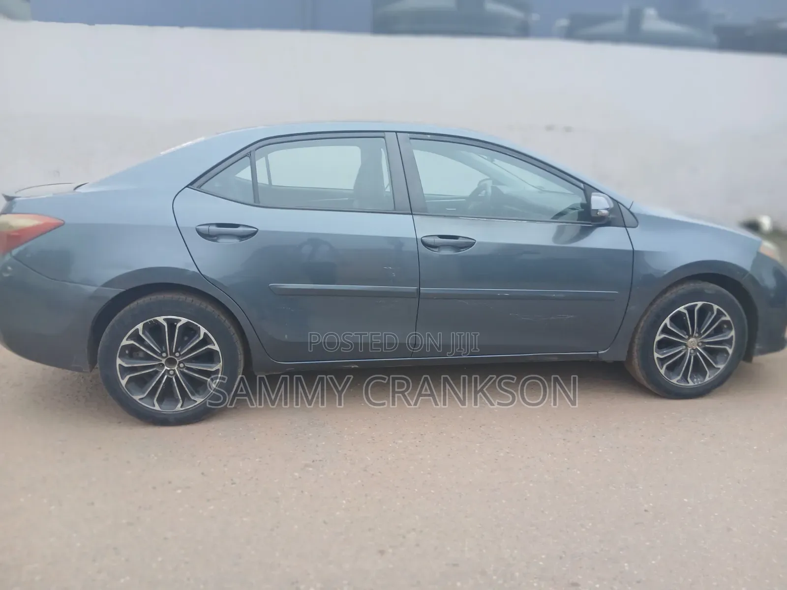 Toyota Corolla 2016 Blue