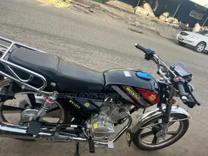 New Royal RY125 2026 Black