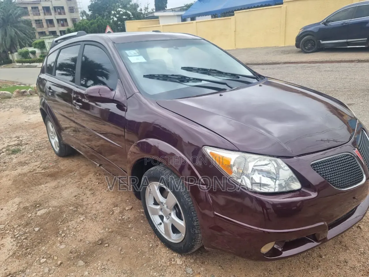 Pontiac Vibe Automatic 2004 Beige