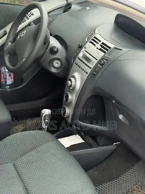 Toyota Yaris 2009 White