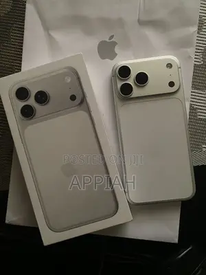 Apple iPhone 17 Pro Max 256 GB Silver