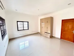 4bdrm House in East Legon, American House for rent