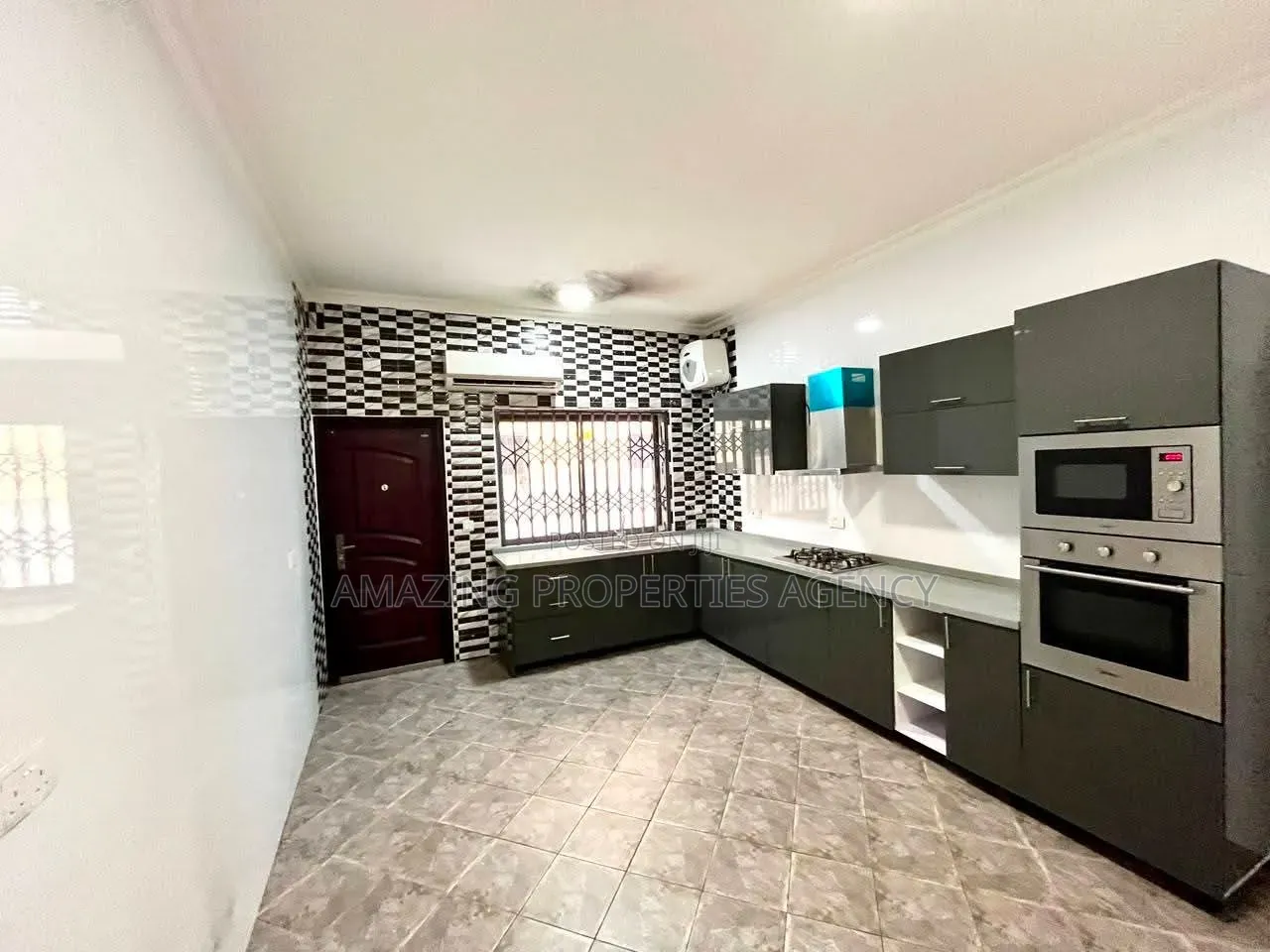 4bdrm House in East Legon, American House for rent