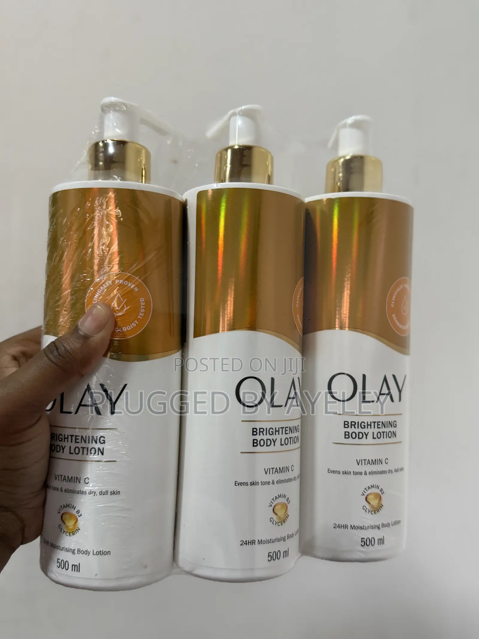 OLAY Body Cream