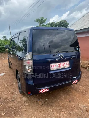 Toyota Voxy 2013 Black