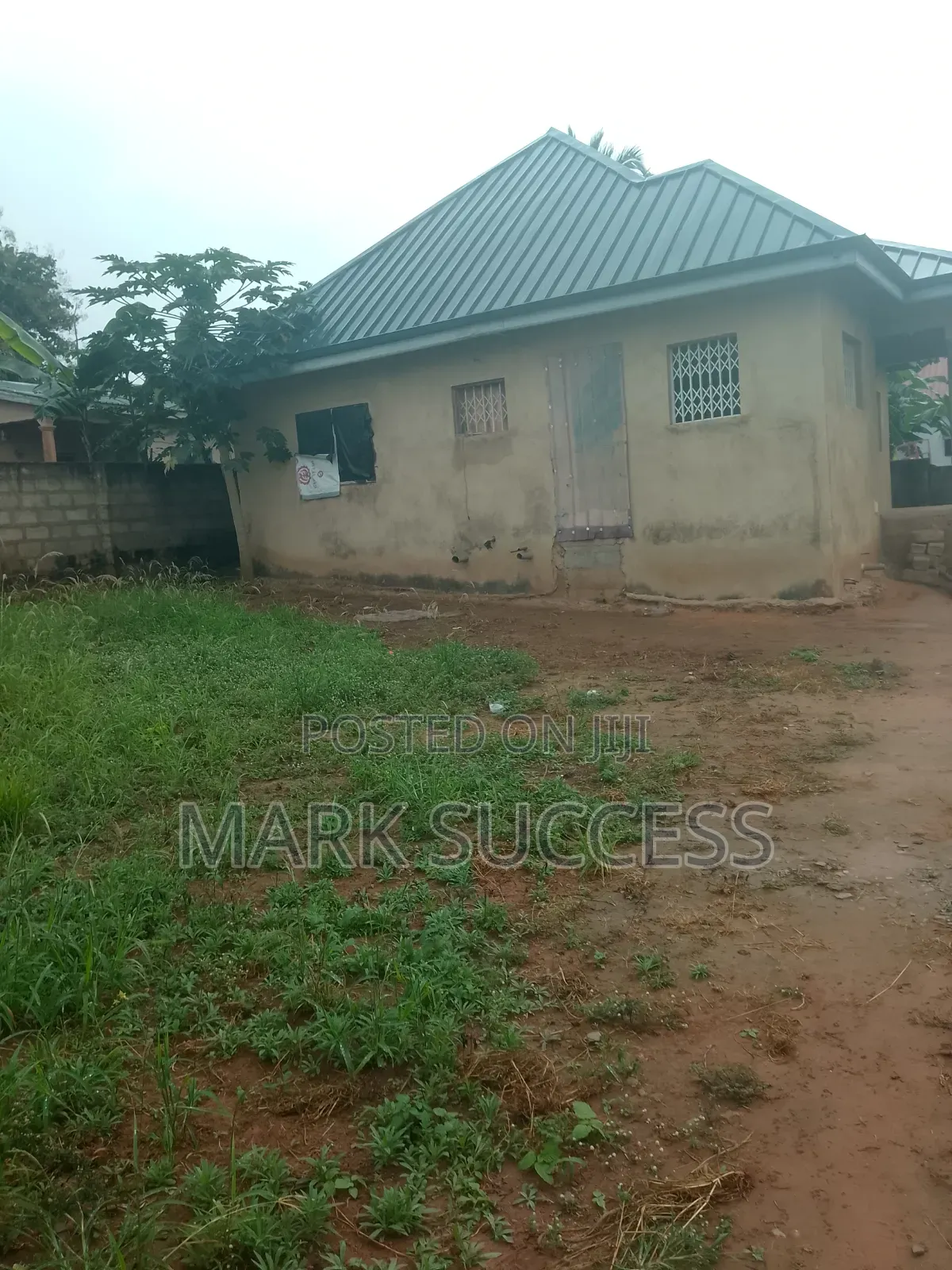 2bdrm House in Pokuase for sale
