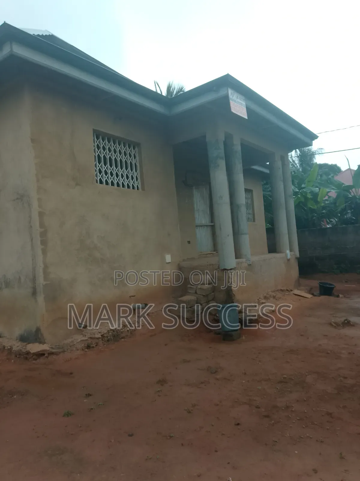 2bdrm House in Pokuase for sale