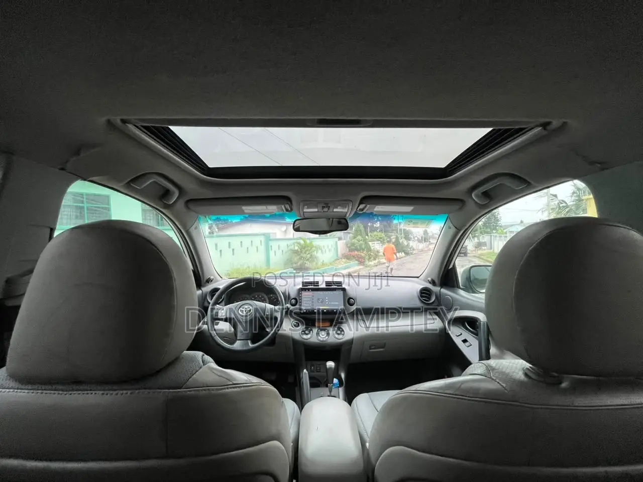 Toyota RAV4 2012 White