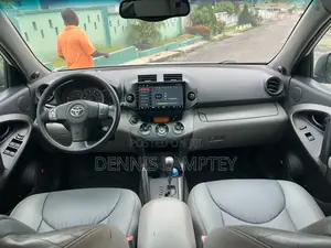 Toyota RAV4 2012 White