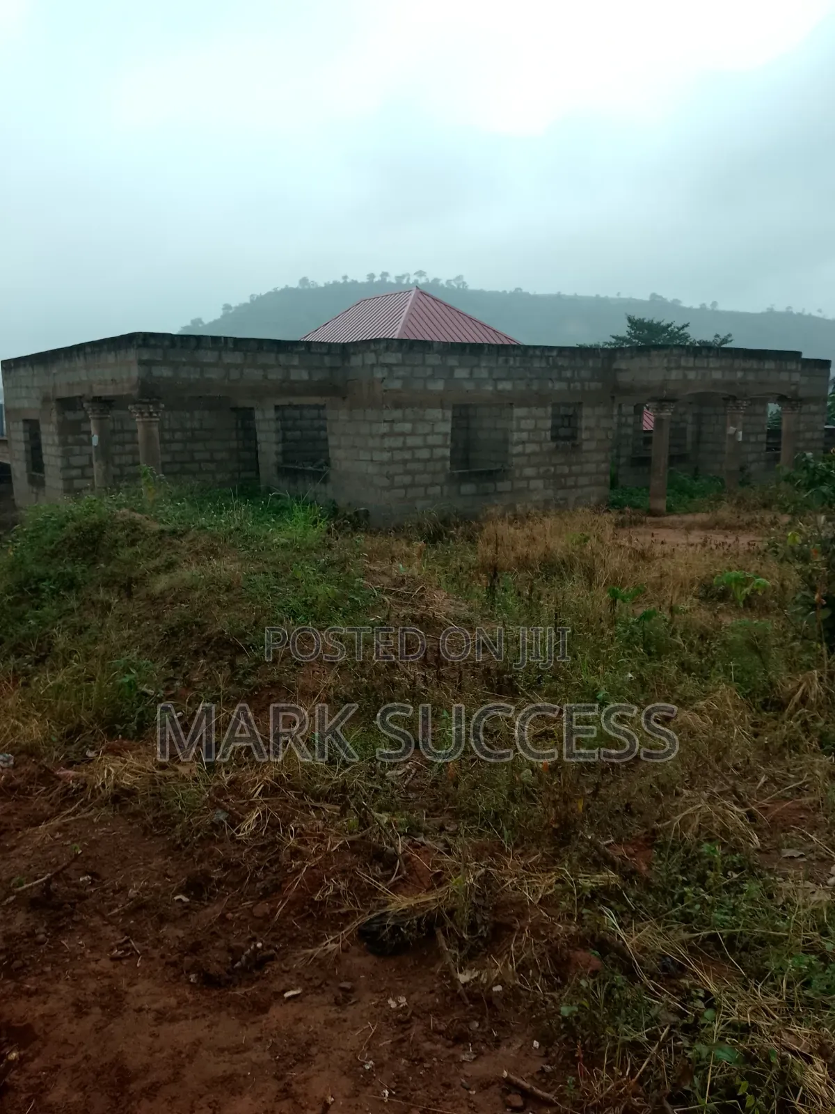 4bdrm House in Pokuase for sale