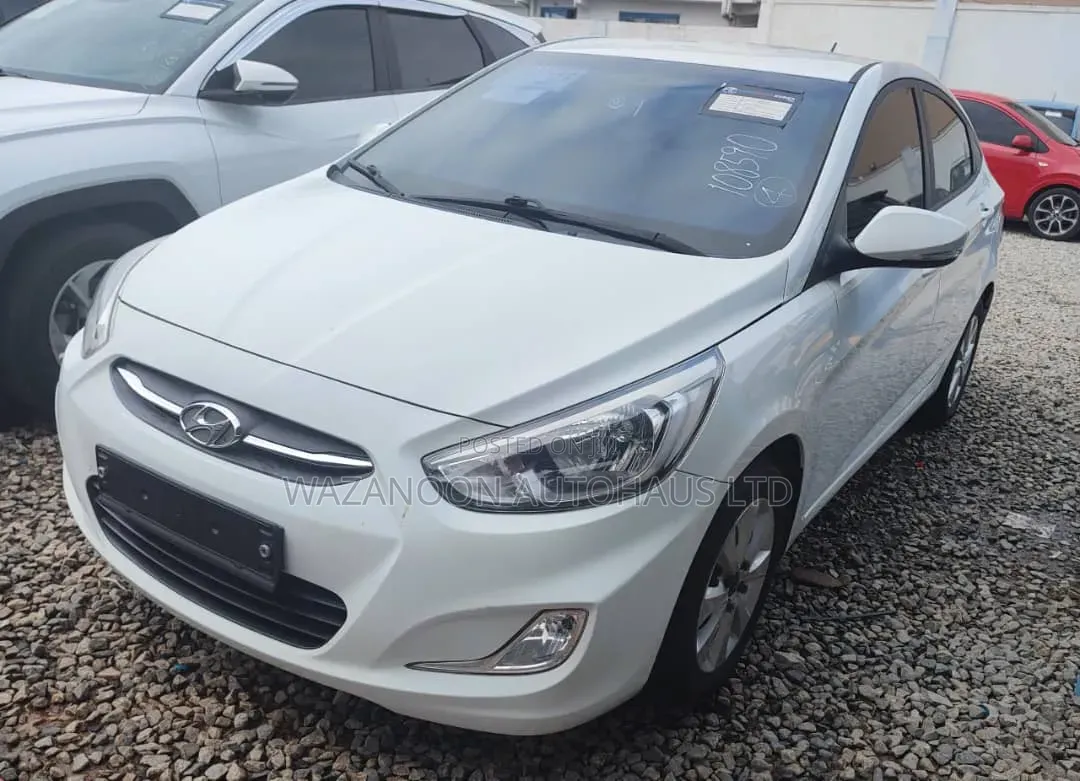 Hyundai Accent 2016 White