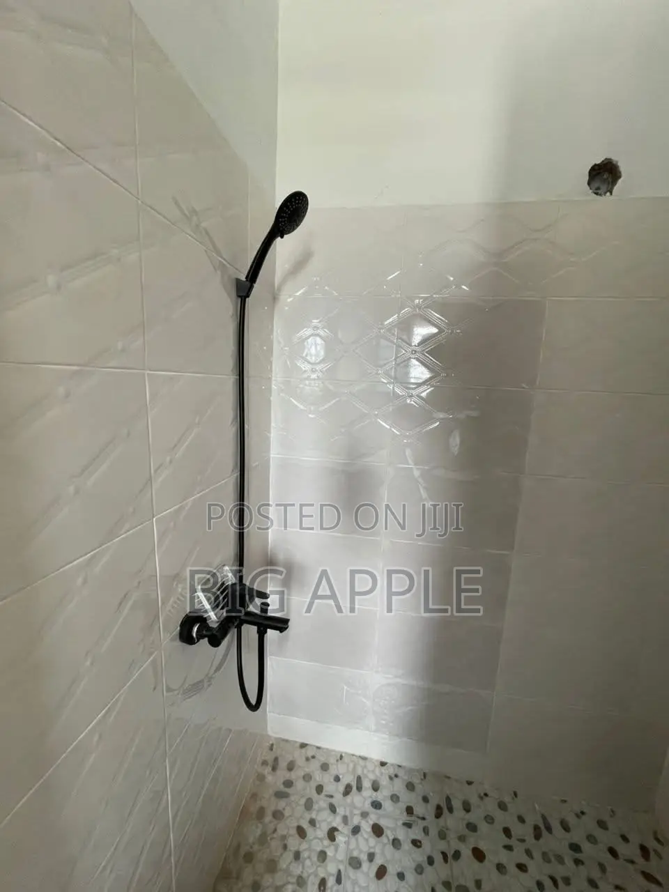 2bdrm Apartment in Adjringano, Ability for rent