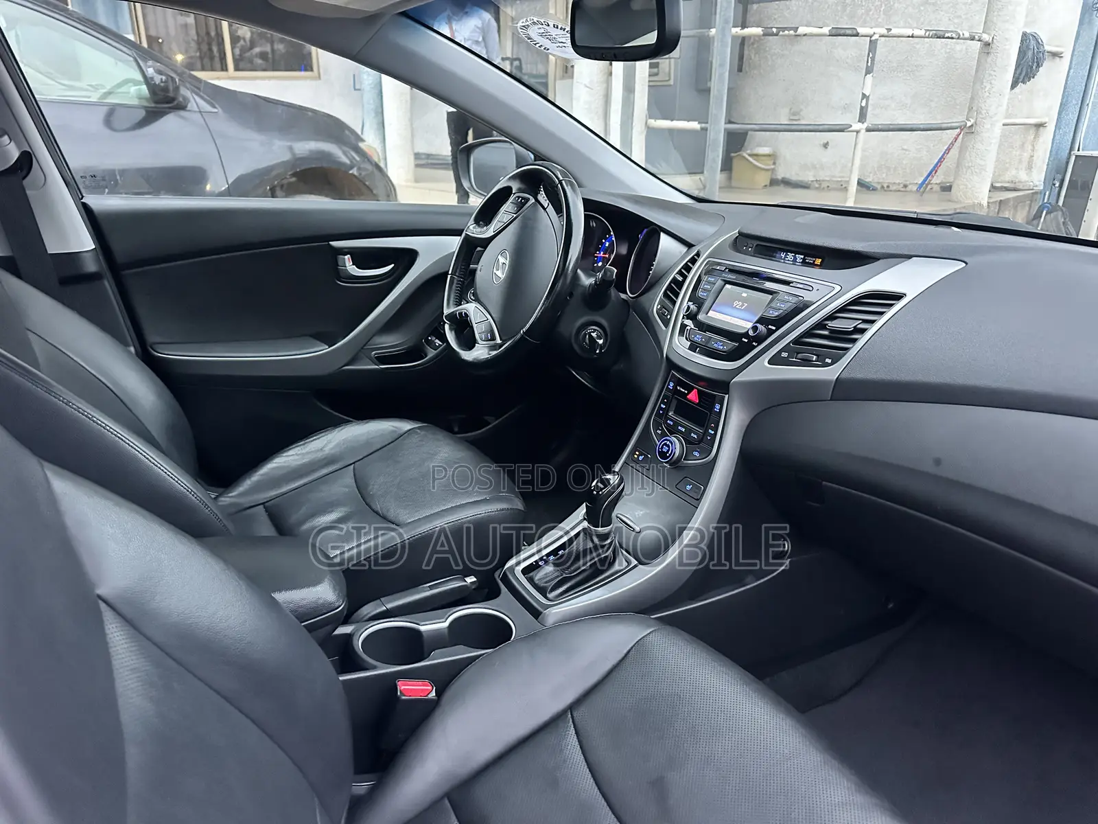 Hyundai Elantra Limited 4dr Sedan (1.8L 4cyl 6A) 2015 Blue