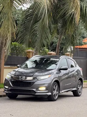 Honda HR-V Touring AWD 2019 Gray